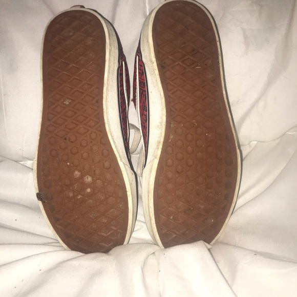 Vans - Picture 2 of 3